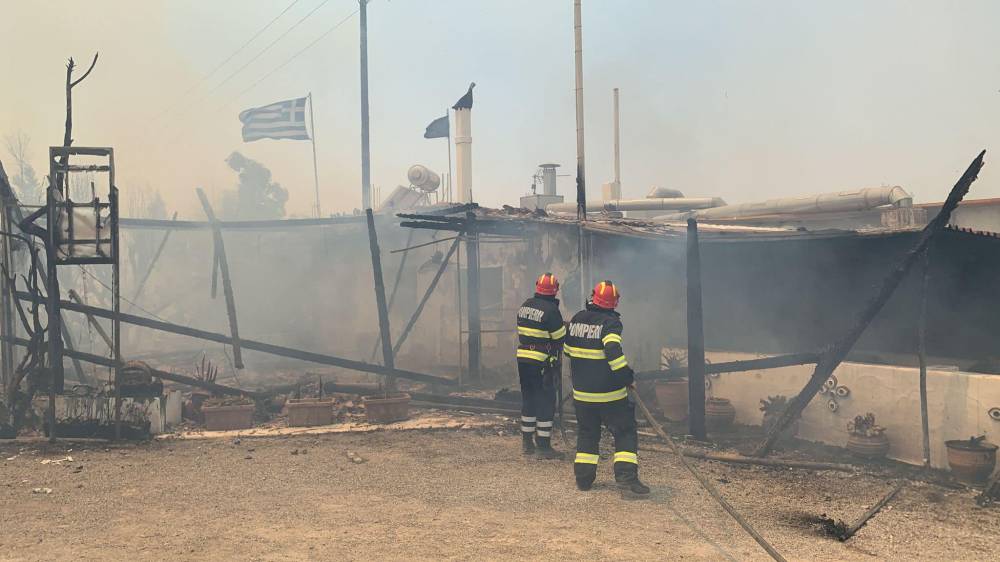 Román tűzoltók bevetésen Rodosz szigetén 2023 nyarán * Fotó forrása: Katasztrófavédelem