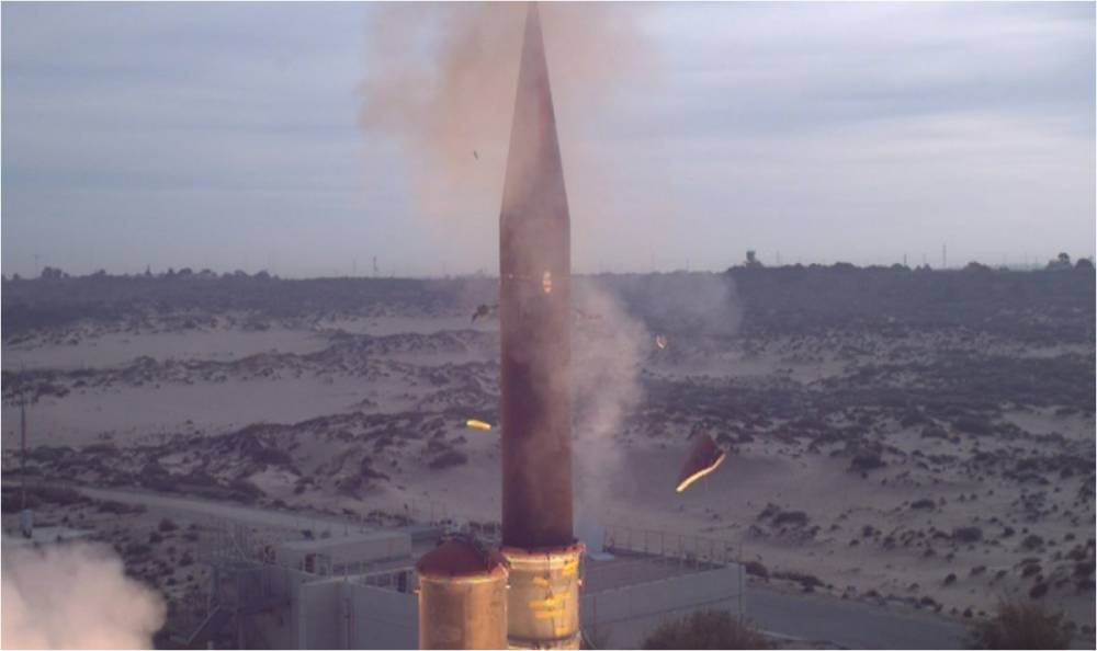 Rakétákat lőttek ki a húszik Izraelre a Hudajda elleni megtorló légicsapásra válaszul