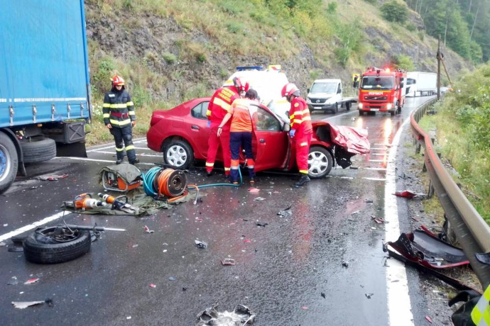 Súlyos baleset történt Maros megyében: két személy életét vesztette