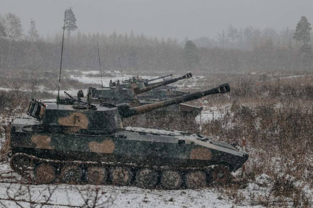 Több mint egytucat Leopard harckocsit adnak Ukrajnának a hollandok és a dánok