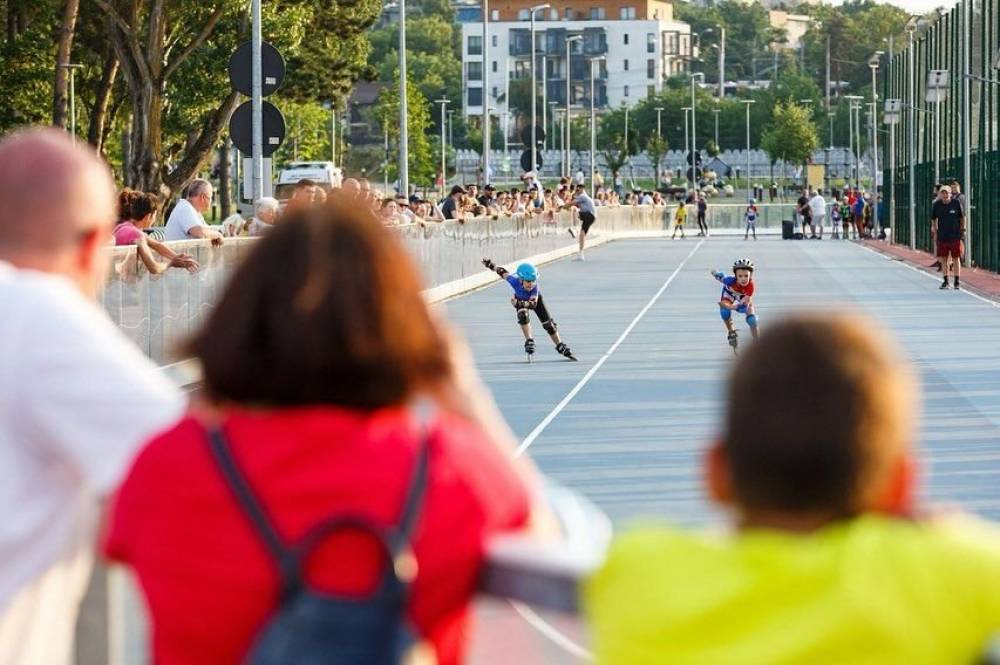 Ötszáz lejes sportutalványt kapnak a kolozsvári harmadikos diákok