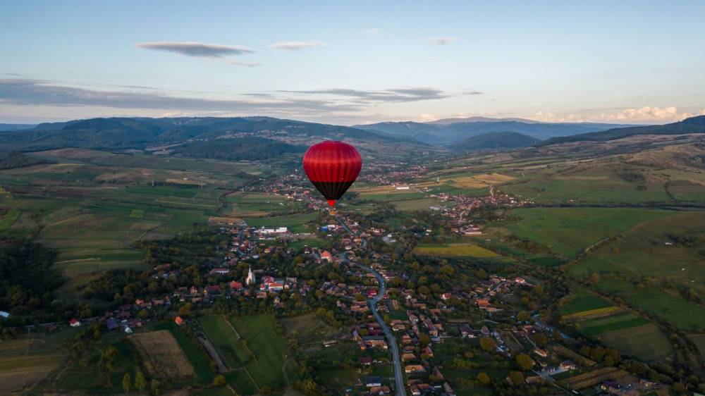 Magyar rocklegendákkal parádézhat az erdélyi hőlégballonozó