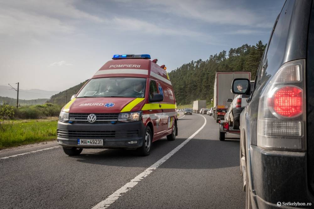 Két autó és két motorbicikli ütközött Nyárádtőnél