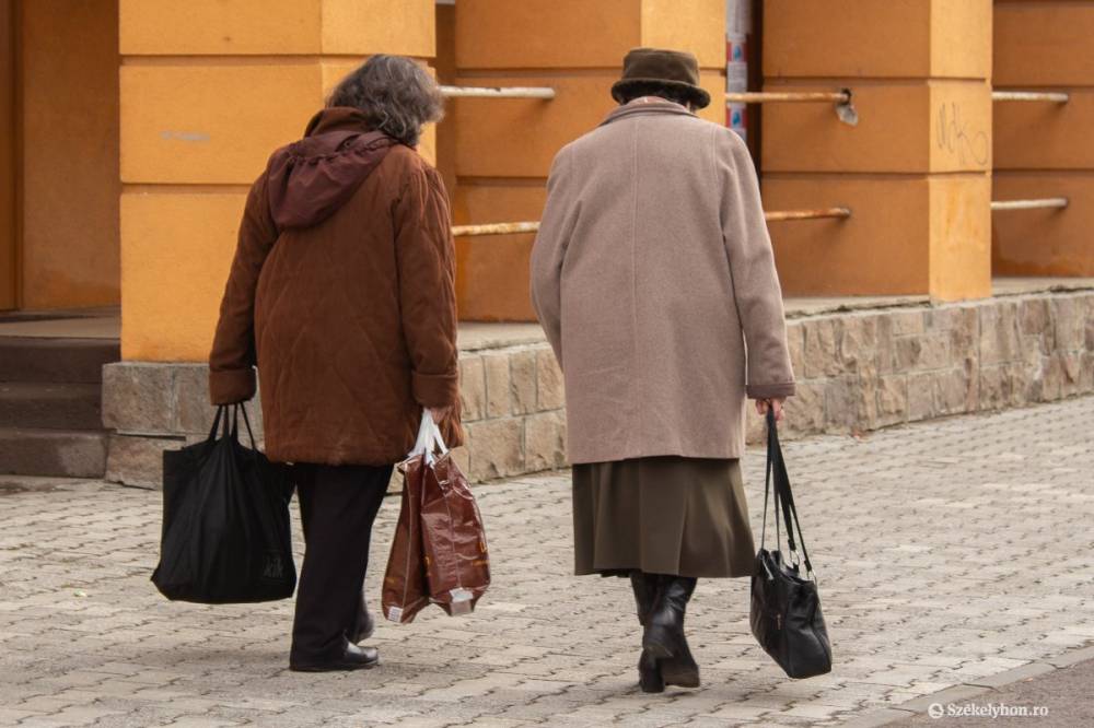 Az időseket köszöntik Gyergyószentmiklóson