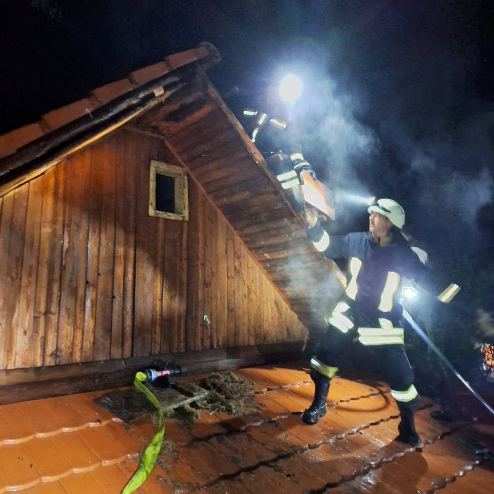 A gyors közbelépés mentette meg a házat