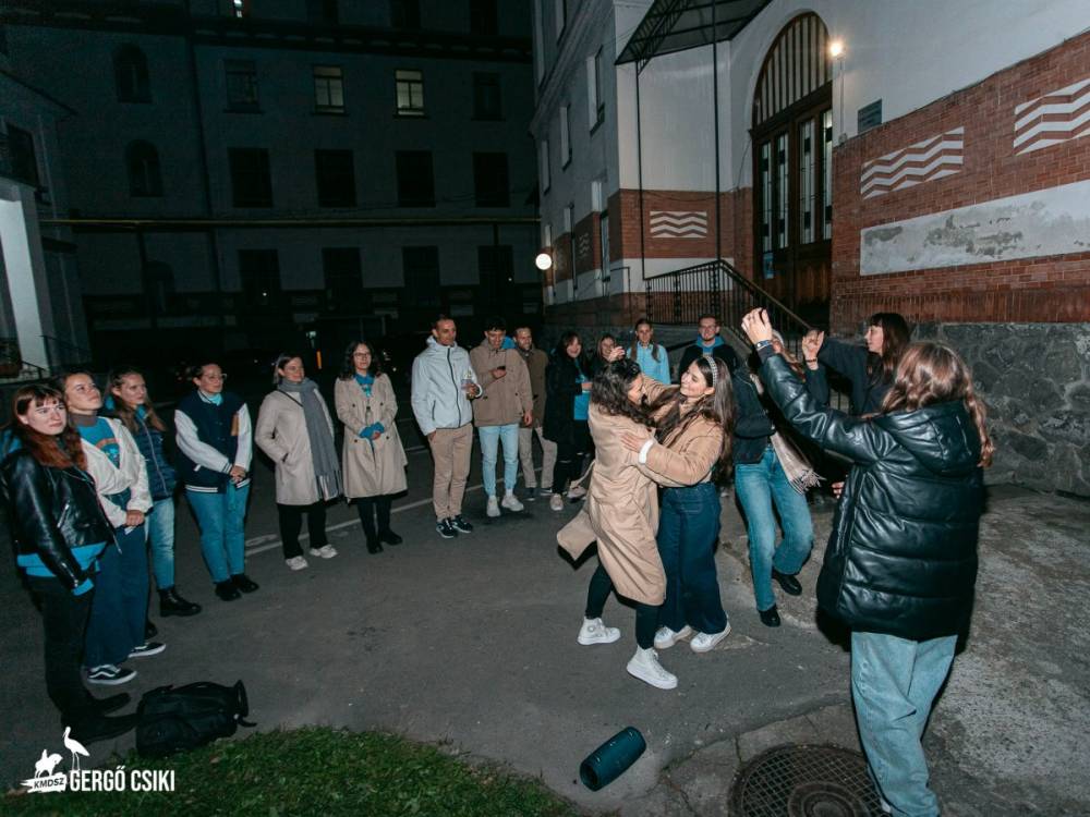 Belevethetik magukat a nagyvárosi diákéletbe az elsőéves gólyák