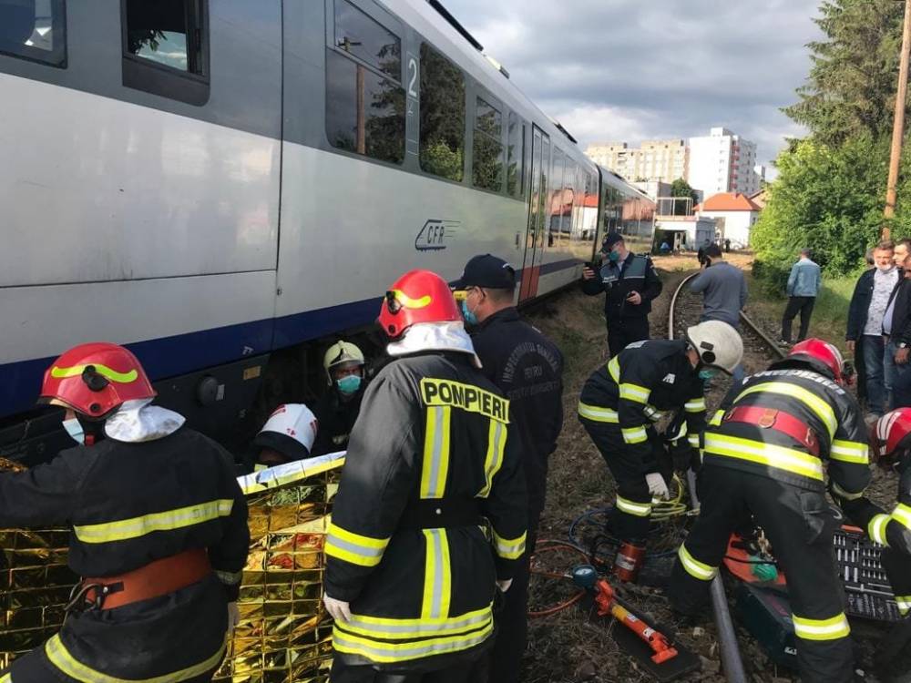 Vasúti kocsi alá szorulva vesztette életét egy férfi Segesvár közelében