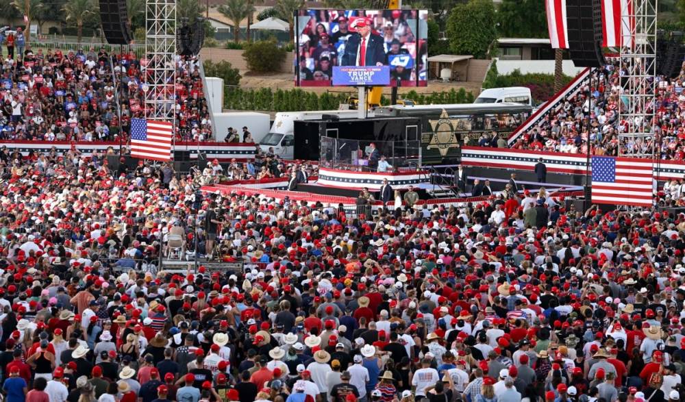 Fegyveres férfit tartóztattak le Trump kaliforniai választási gyűlésének közelében