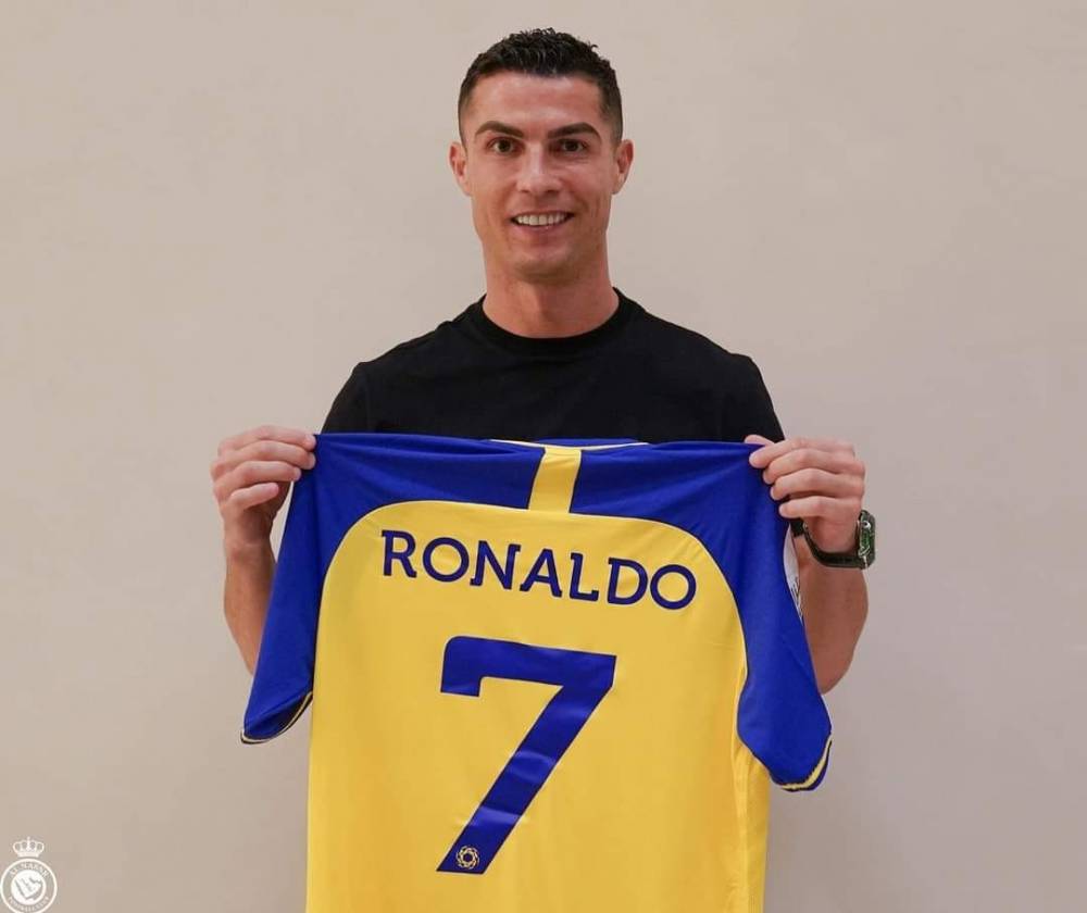 Maholnap 40 éves, de még mindig Ronaldo a világ legjobban fizetett labdarúgója