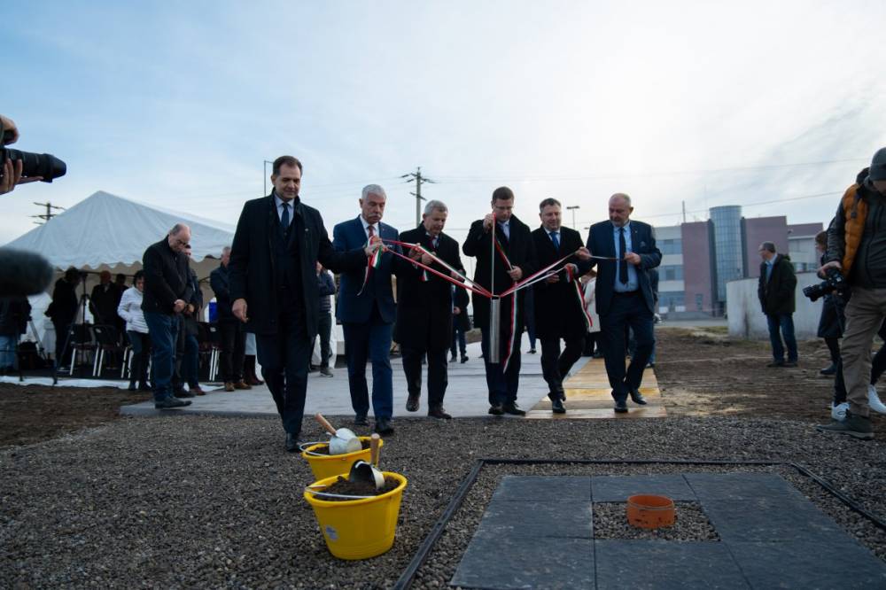 Tizenötmillió eurós fejlesztés folyamata indul be a Sepsi Ipari Parkban