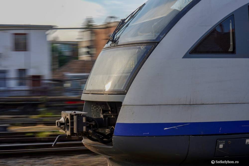 Kapaszkodjunk meg: 176 km/órával száguldott a vonat Segesvár és Tövis között