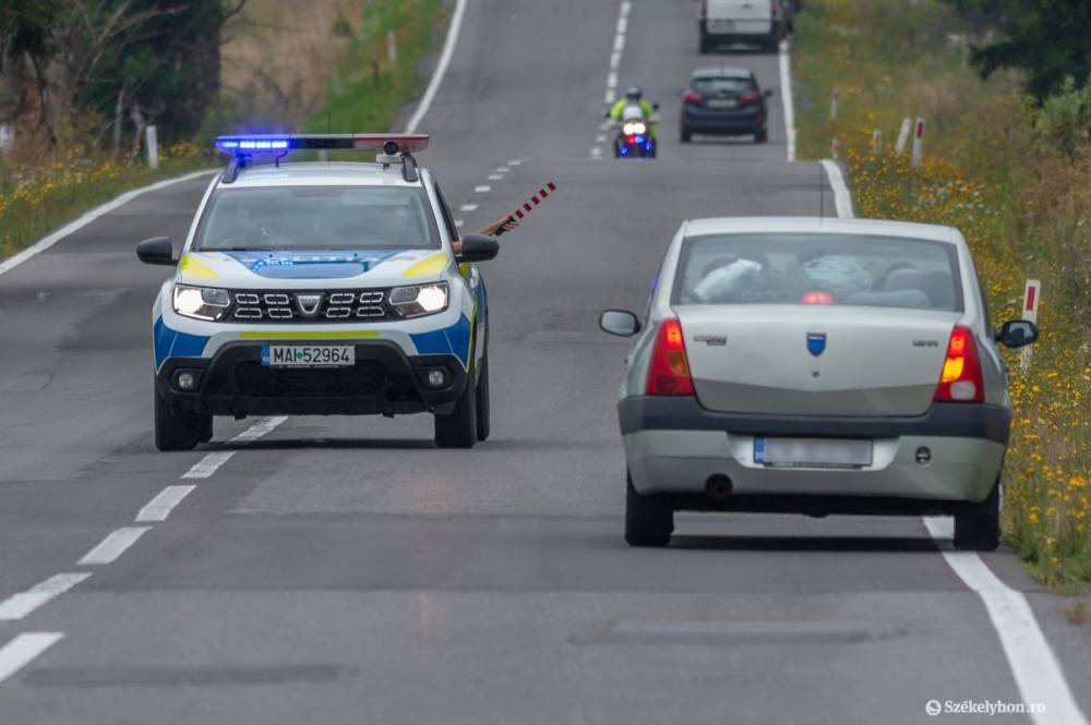 Közel 700 jogosítványt vontak be a rendőrök a hétvégén