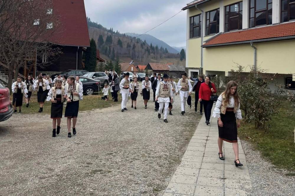 A gyimesfelsőloki katolikus középiskola harmincéves fennállását ünnepelték