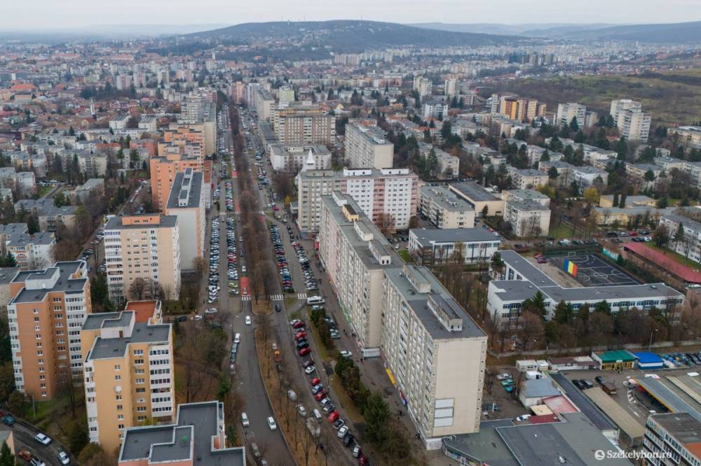 Két év várakozás után rövid, de fontos utcát építenek