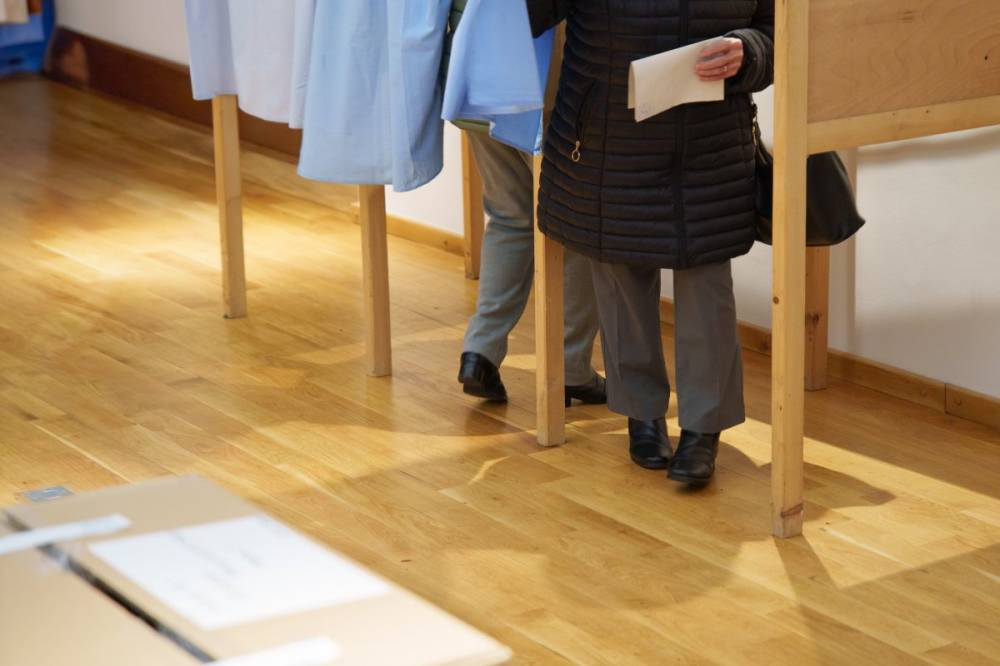 Több mint nyolcezer jelöltre lehet szavazni vasárnap