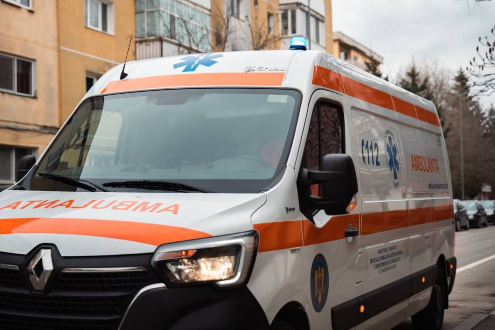 Hatszáz új mentőautót vásárol a kormány