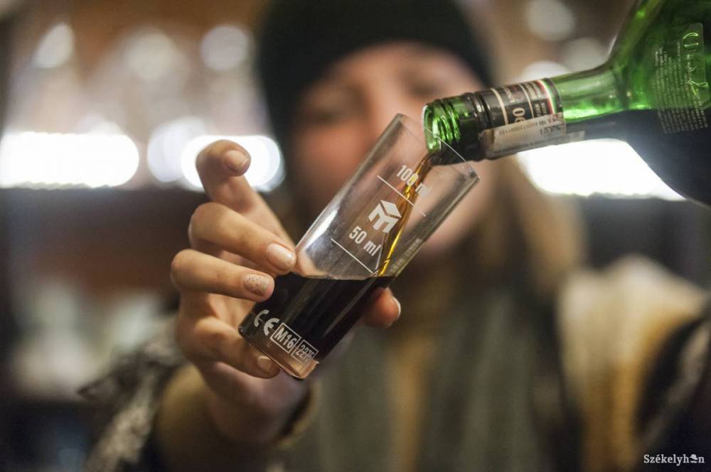 Már kilencévesen kipróbálják a cigarettát, az alkoholt vagy a drogokat