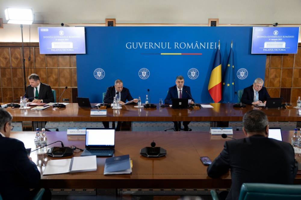 Csökkenti az alprefektusok számát a kormány