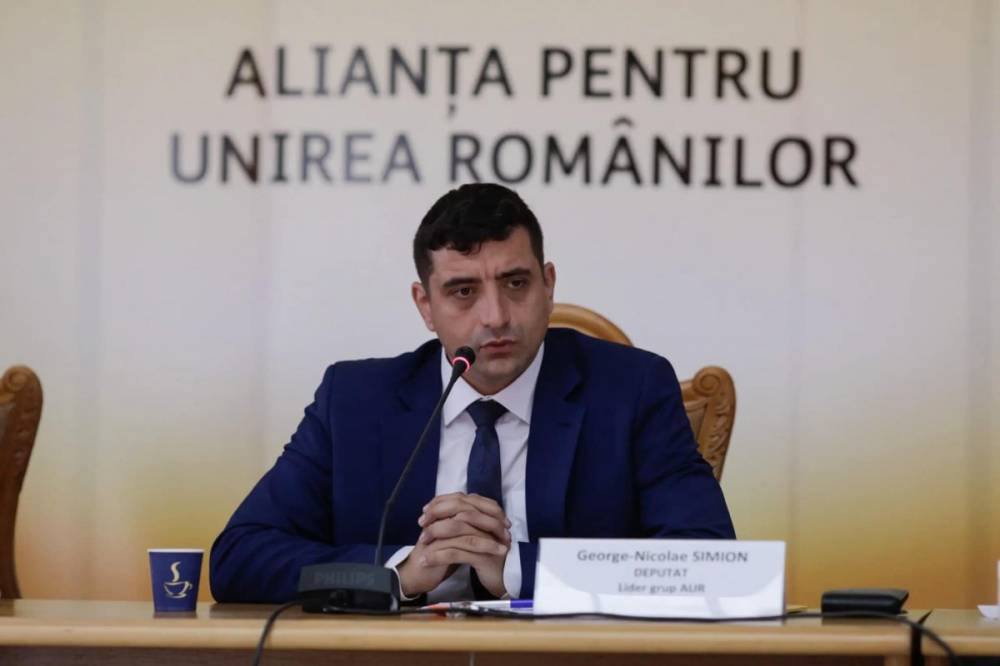 Ennyit a kijelentések erejéről Romániában: Simion mégis indulna az elnökválasztáson