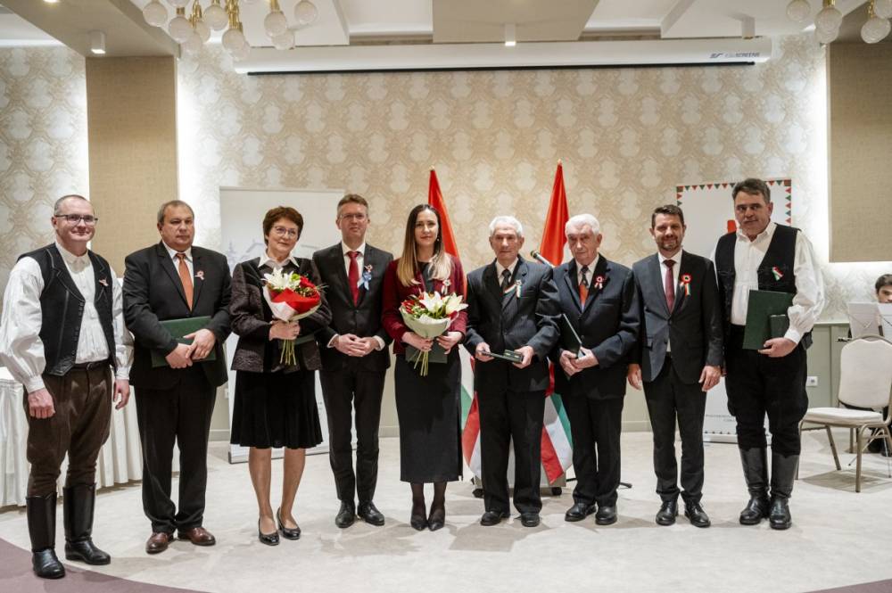 Nagyszerű életutak, kitűnő magyar emberek