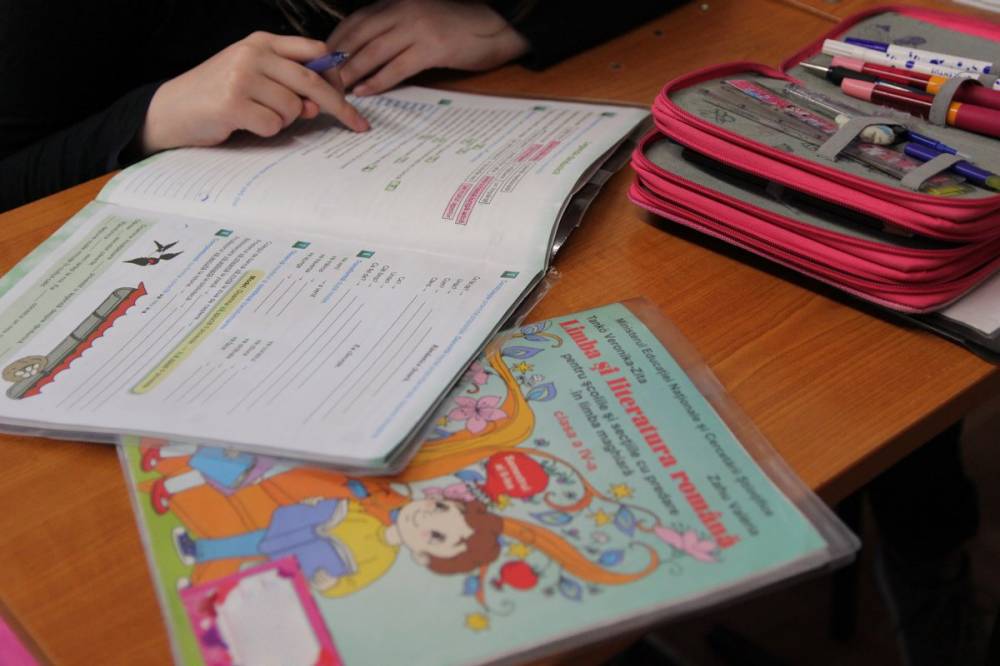 Több mint kétszer annyit költenek a szülők magánórákra, mint három éve