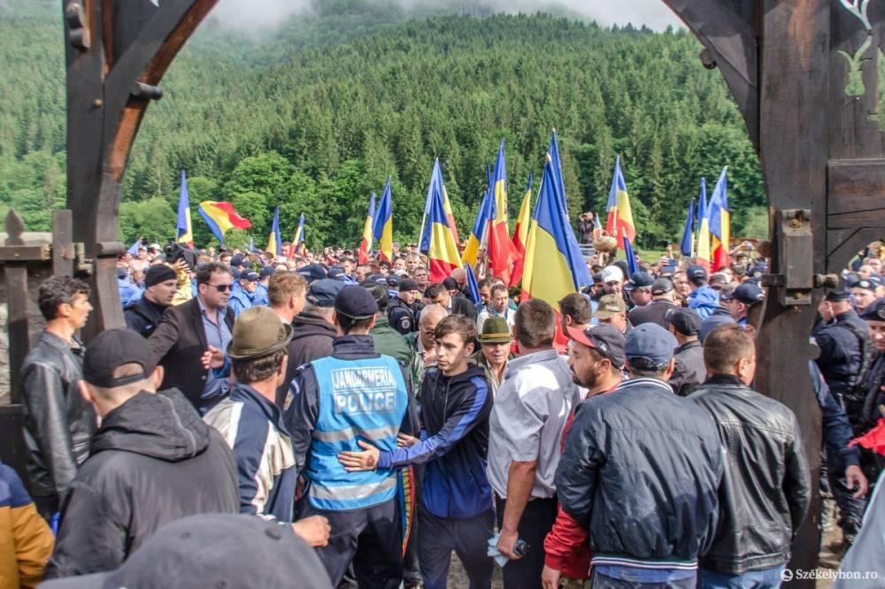 Elévült a büntethetőség, de kártérítést kap az úzvölgyi temetőben bántalmazott csíkszeredai férfi