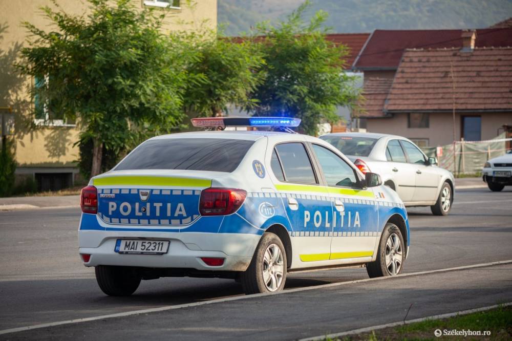 Rendőrautó üzemanyag nélkül? Na ne!