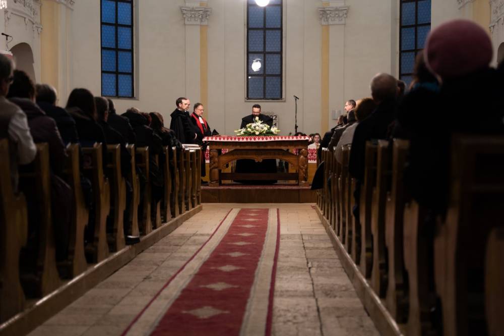 Ami Istentől való, győzni fog