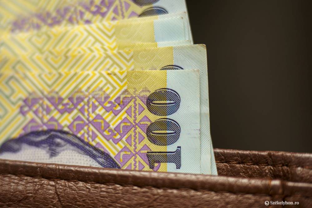 Időben kézbesítik a májusi gyerekpénzt és a nyugdíjakat