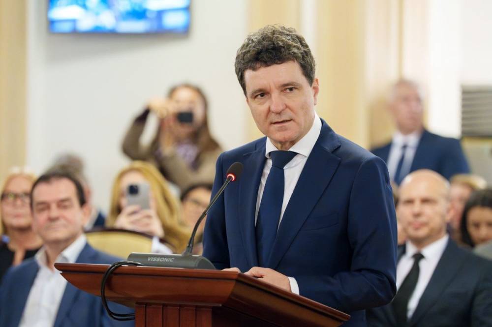 Nem vett részt Nicușor beiktatásán az AUR, az államfő szerint szabadon nyilváníthatnak véleményt