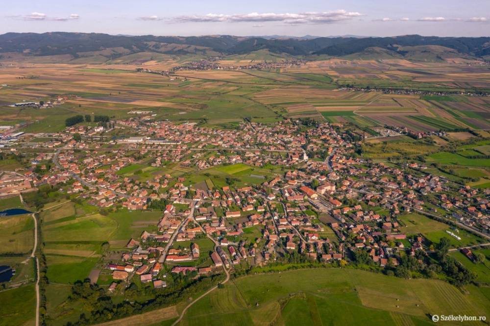 Lezárták a Csíkszentsimoni Borvíz felé vezető utat az áradások miatt