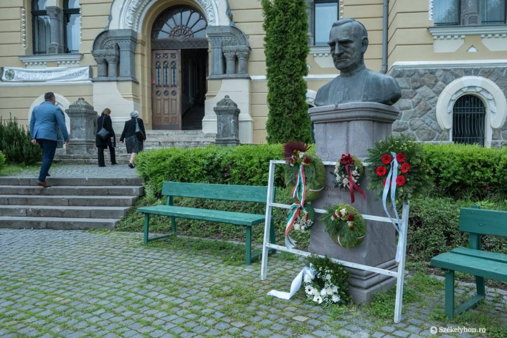 Örök mércét jelent Márton Áron püspök alakja