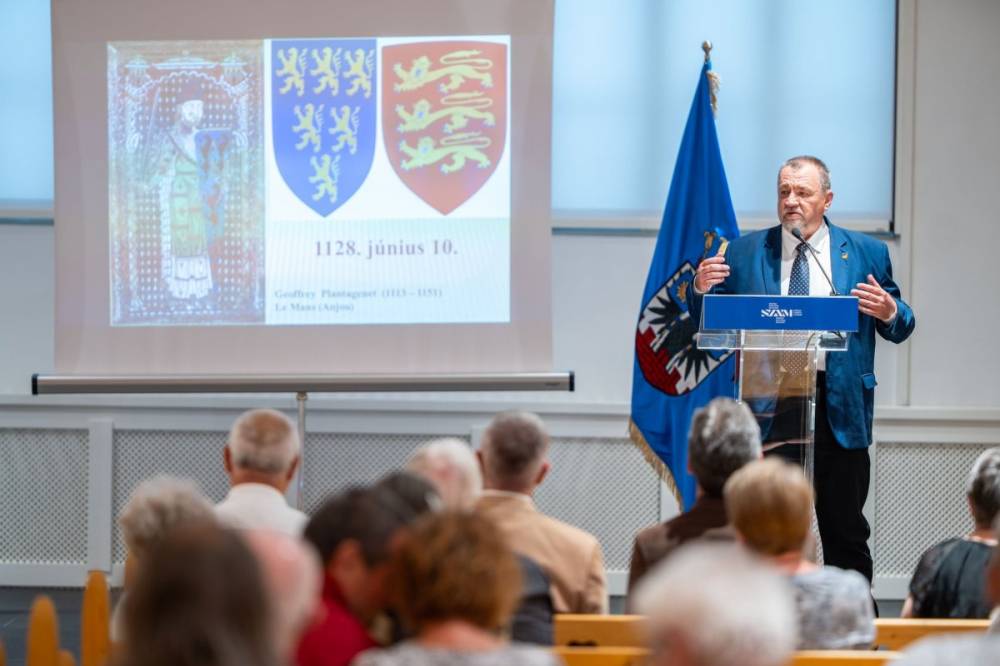 Tízéves az Erdélyi Címer- és Zászlótudományi Egyesület