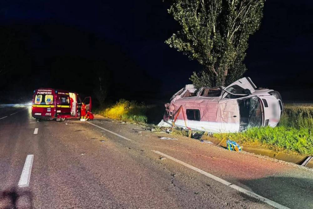 Vörös riasztási terv a szomszéd megyében: egy autóbusz és egy kisbusz ütközött, egy ember meghalt, többen megsérültek