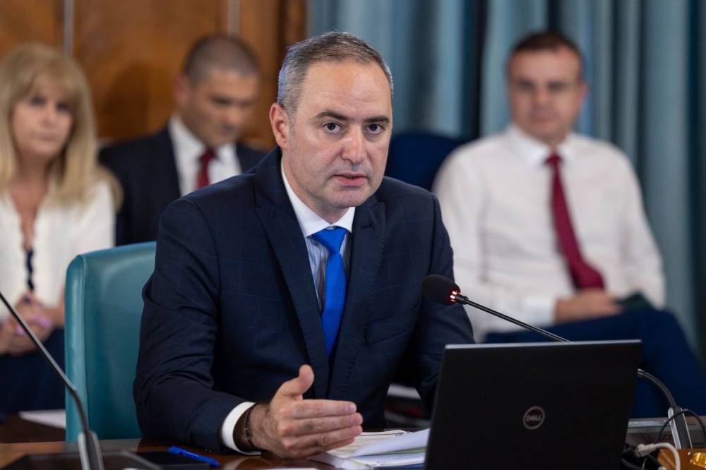 Jóváhagyta a kormány deficitcsökkentő intézkedésekre vonatkozó törvénytervezetet