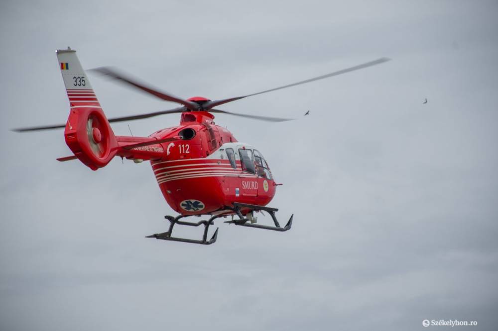 Helikopter segítségét is kérték a fenyédi autóbalesethez