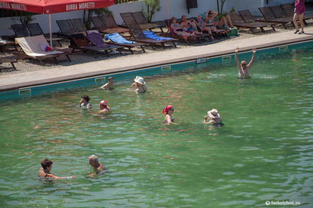 Zavarosabb, de gyógyhatású a parajdi strand vize, és növekszik a látogatók száma