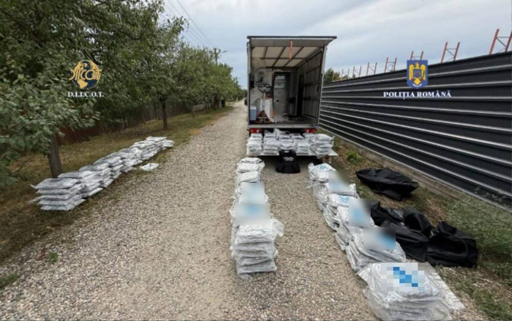 Kávégépekbe és csempék közé rejtve hozták be az országba a kábítószert