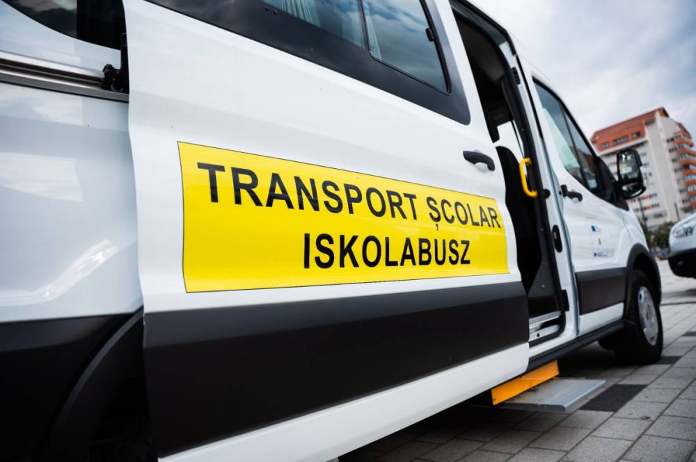 Tanévkezdésre átadnák az elektromos iskolabuszokat az önkormányzatoknak