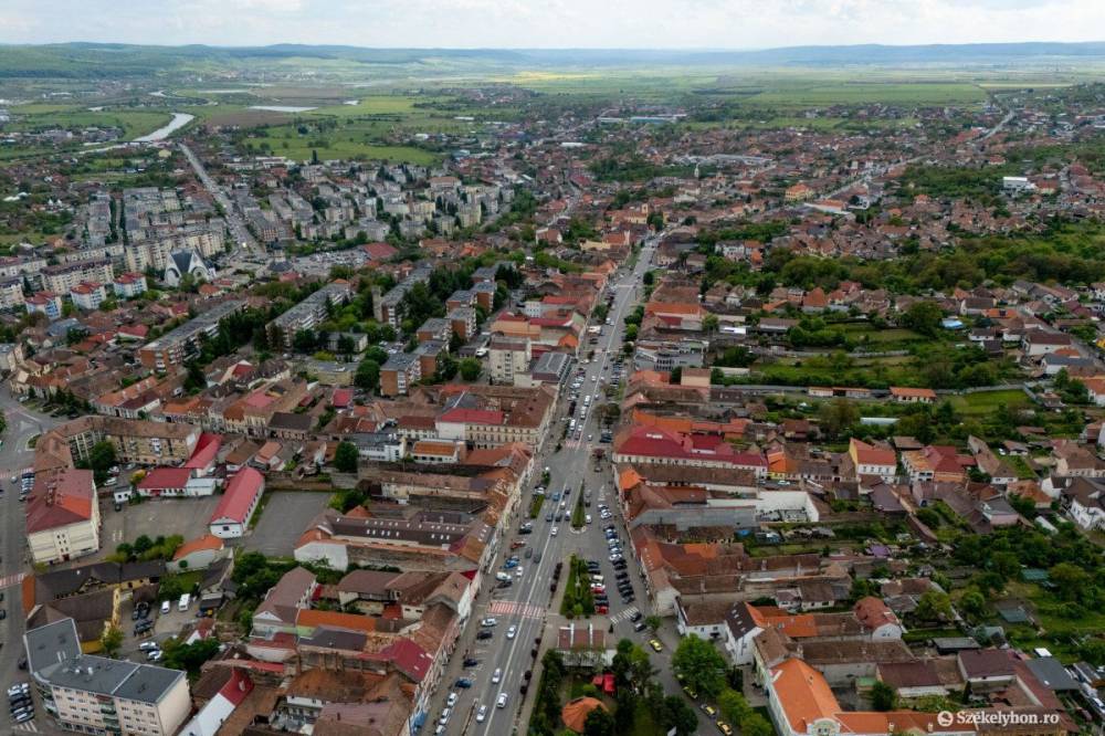 Cáfolják a szászrégeni városi terelőúttal kapcsolatos vádakat