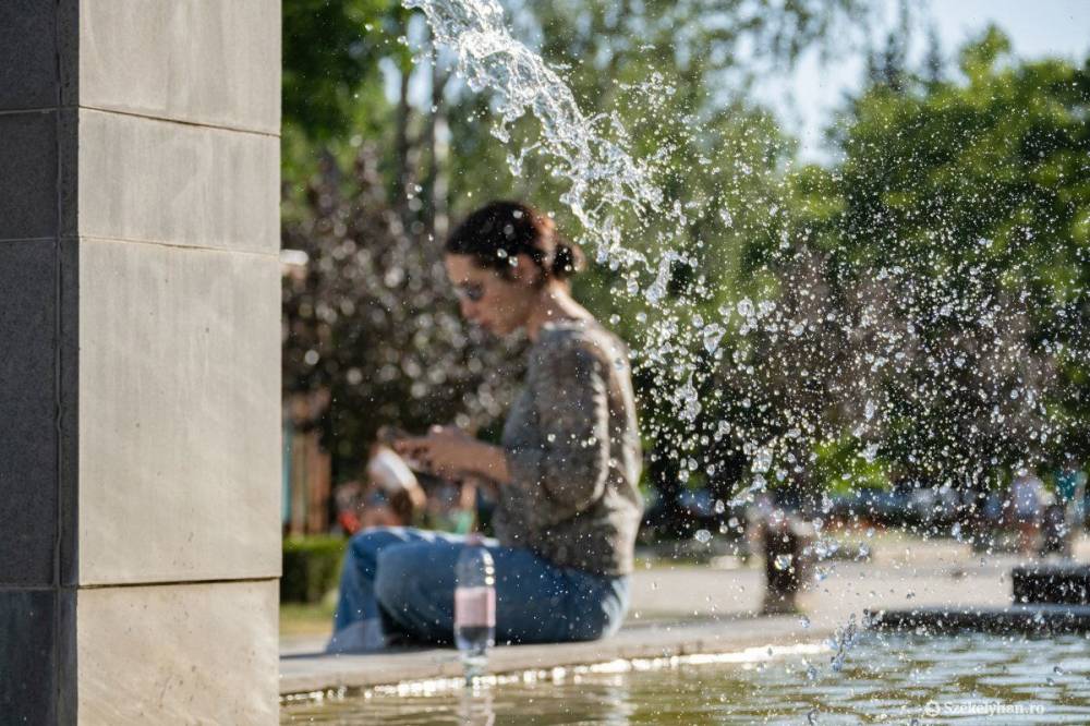 Kánikulával indul a hosszú hétvége a fél országban