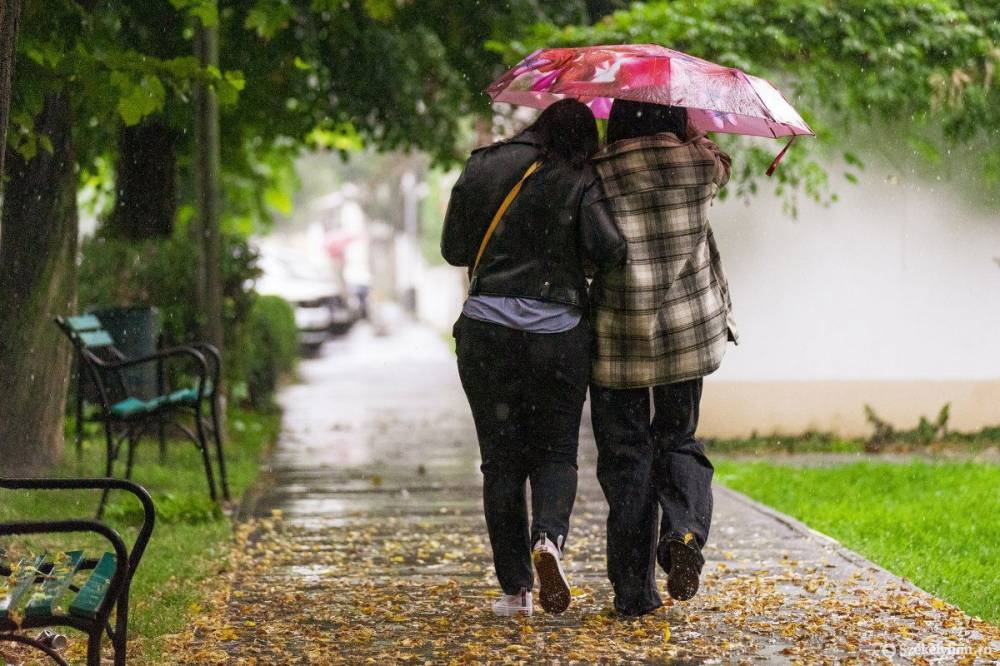 Széllel és esővel érkezik a Benjamin-ciklon, elsőfokú riasztás alatt Székelyföld is