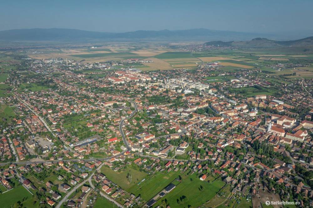 Új beruházásokról és támogatásokról döntött Gyergyószentmiklós képviselő-testülete