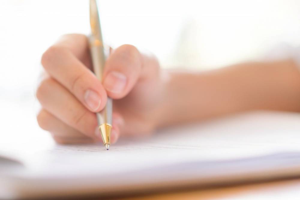 A választók fele támogatná az államfő felfüggesztését és több mint harmaduk szavazna az AUR-ra