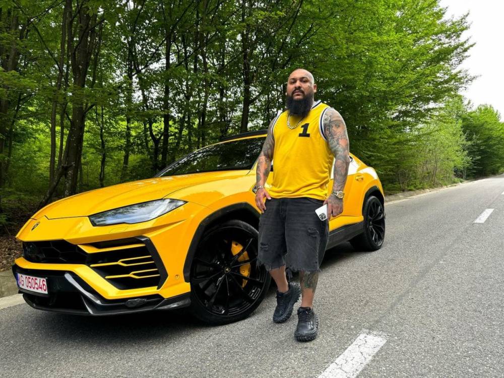 Emberölési kísérlet miatt négy év letöltendőt kapott az ismert manele-énekes