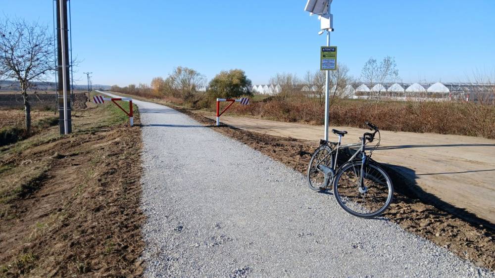 Kerékpárutak a gátakon: befejezés előtt a vízügyi megaprojekt