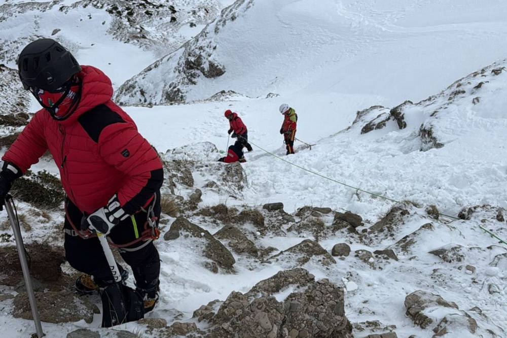 Napok óta nagy erőkkel keresnek egy eltűnt turistát a Bucsecs-hegységben