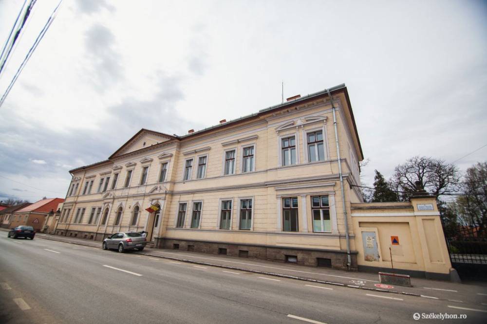 Új részleget alakítanak ki a székelykeresztúri kórházban, jelentős önrészt kell előteremteniük