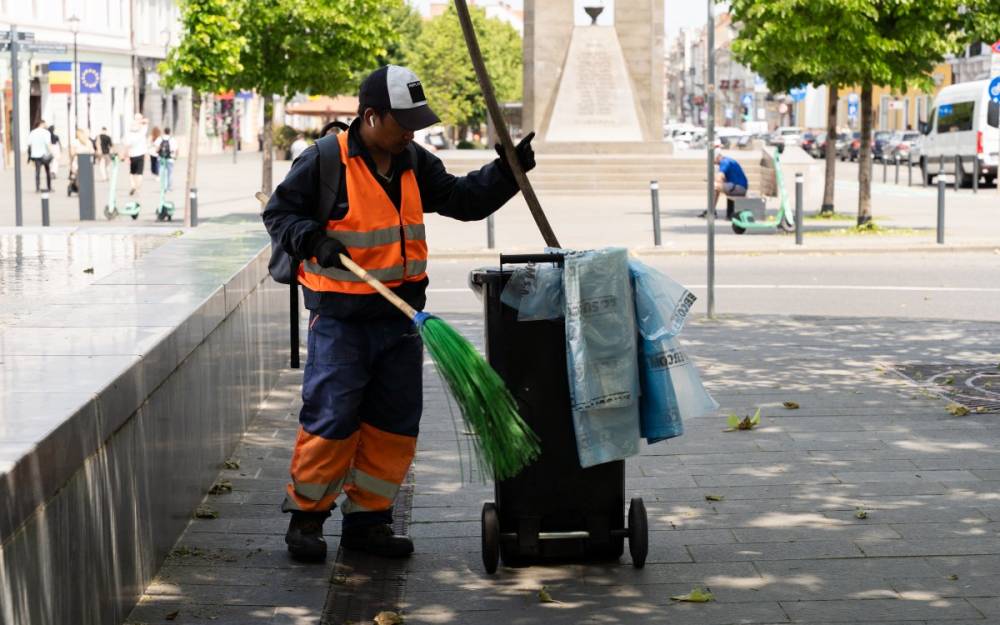 Migránsbefogadó országgá vált Románia, illene kezdeni valamit a bevándorlók jogaival is
