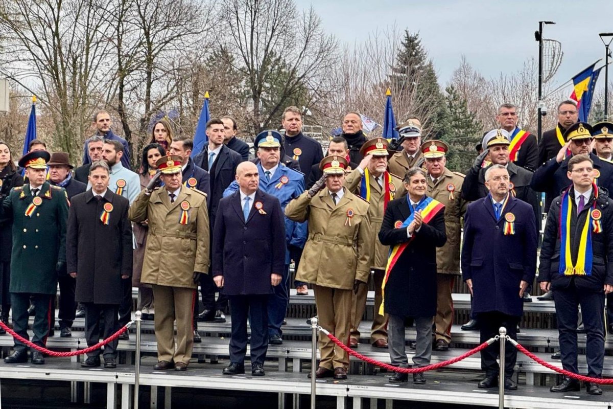 Kifütyülték Ilie Bolojant december elsejei gyulafehérvári katonai parádén